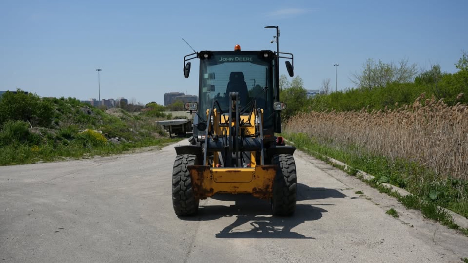 2023 John Deere 244P WHEEL LOADER, photo 3