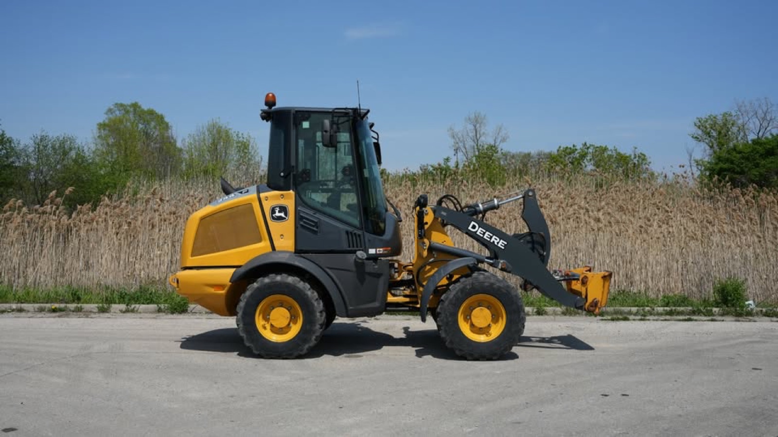 2023 John Deere 244P WHEEL LOADER, photo 5