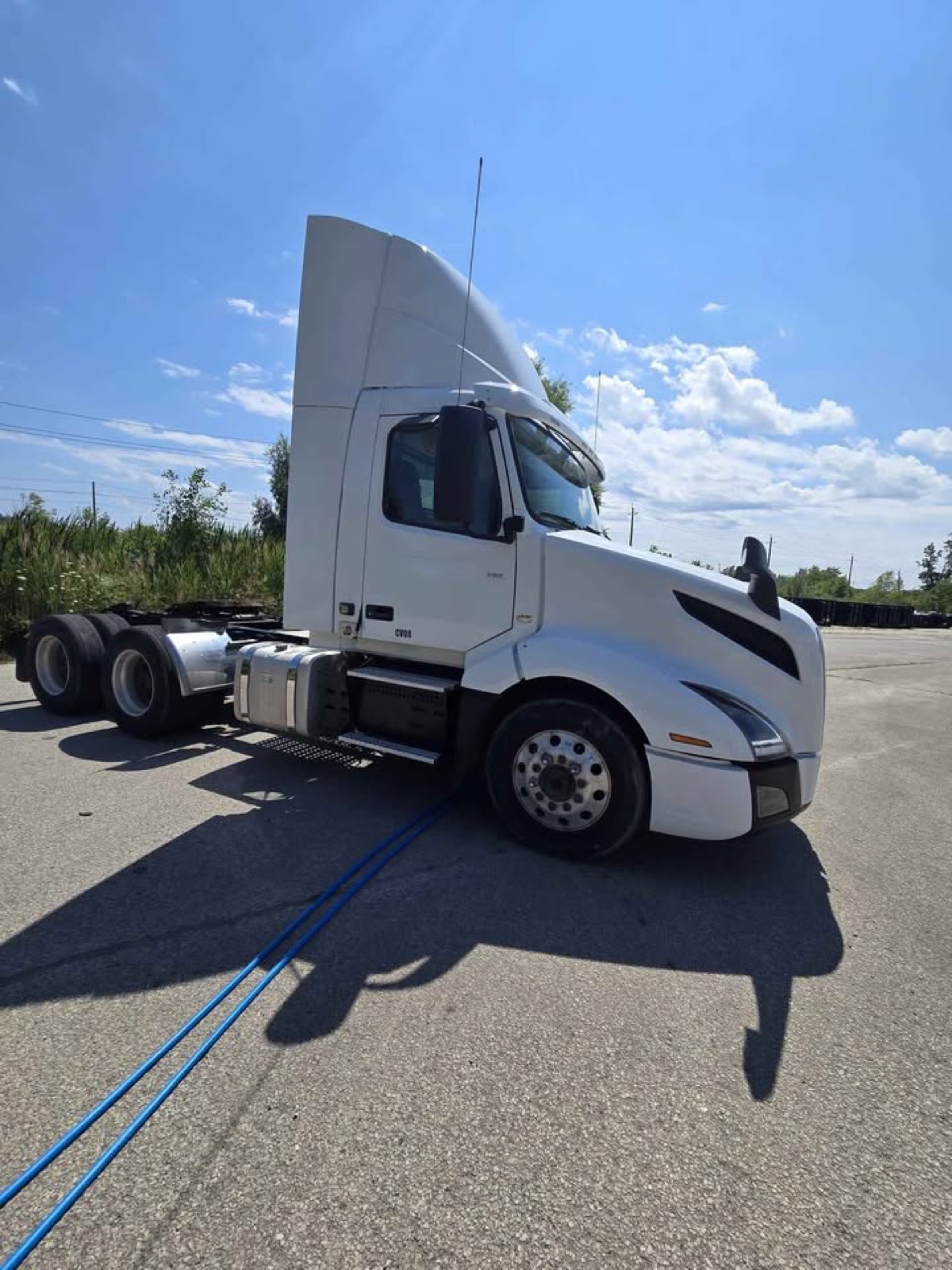 2019 Volvo VNL Day Cab, photo 2
