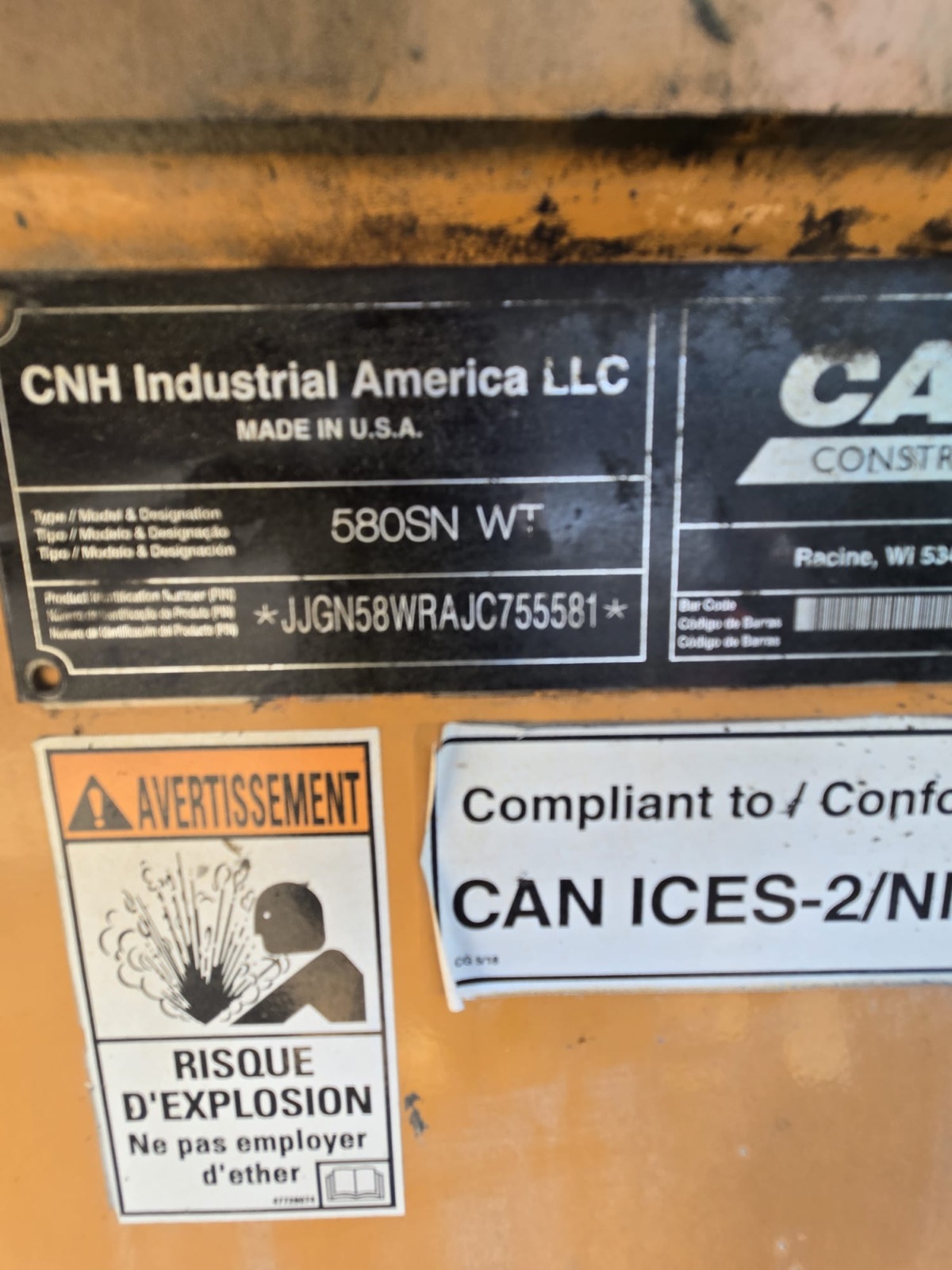 2018 Case 580 SuperN WT Backhoe Loader, photo 2